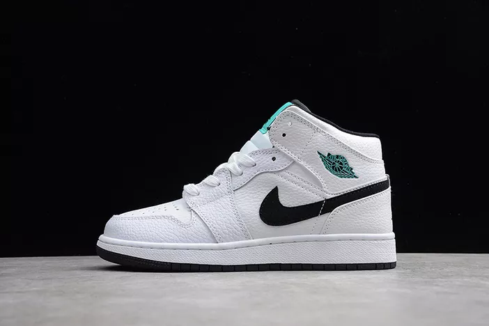 Air Jordan 1 Mid BG 'Hyper Jade' - Air Jordan - 554725-122