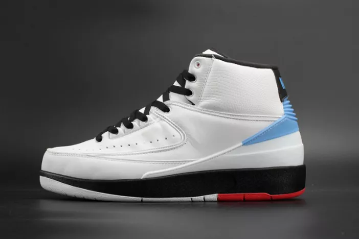 AIR JORDAN 2 RETRO UNC"Alumni" mens 917360-105