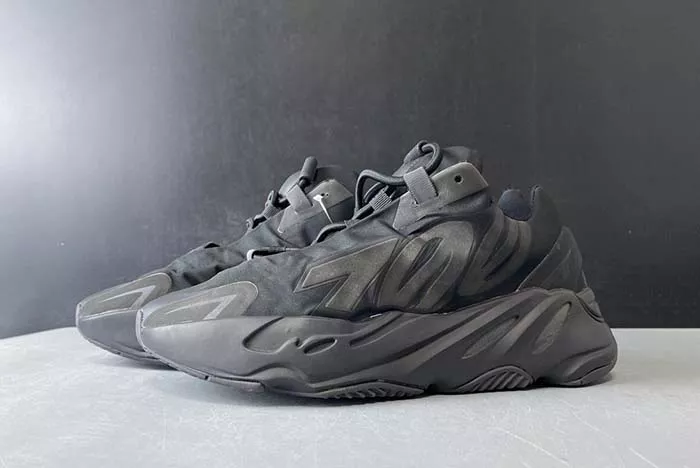 adidas Yeezy Boost 700 MNVN “Black” FV4440