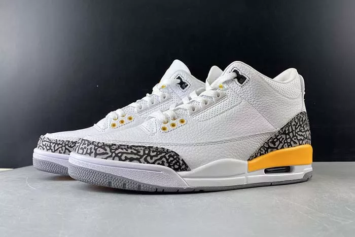 Air Jordan 3 WMNS “Laser Orange”  CK9246-108