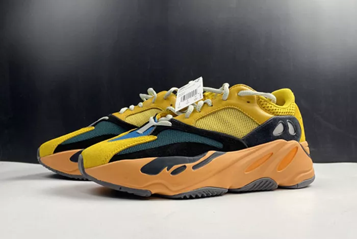 Yeezy Boost 700 Sun GZ6984