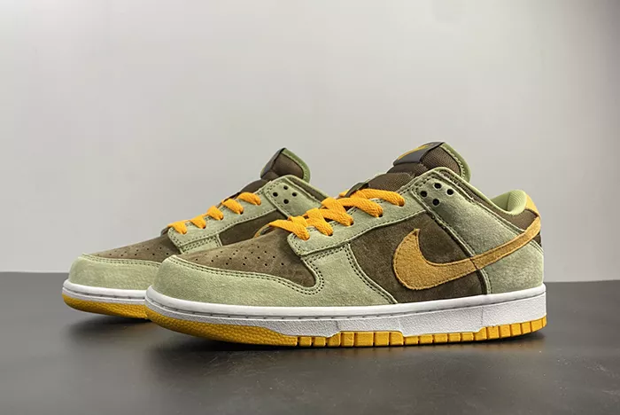 Dunk Low SE DH5360