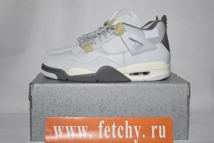 Air Jordan 4 SE Craft Photon Dust DV3742 021