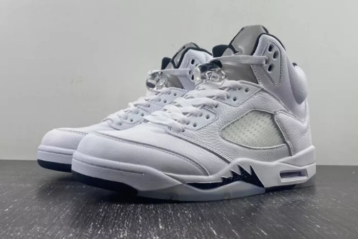 Air Jordan AIR JORDAN 5 RETRO WHITE BLACK DD0587-110