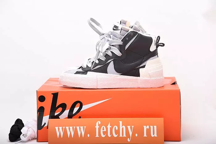 NIKE BLAZER HIGH SACAI WHITE-GREY - BV0072-002